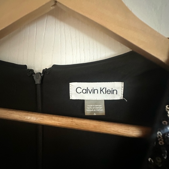 Sequence Calvin Klein Ruched Dress - Picture 3 of 3